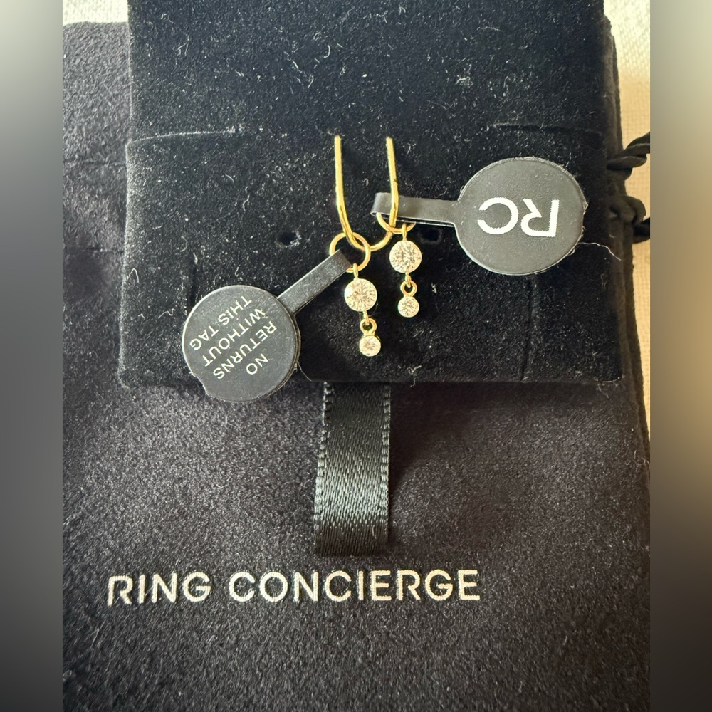 NWT Ring Concierge 14k gold and lab diamond huggie hoop charms